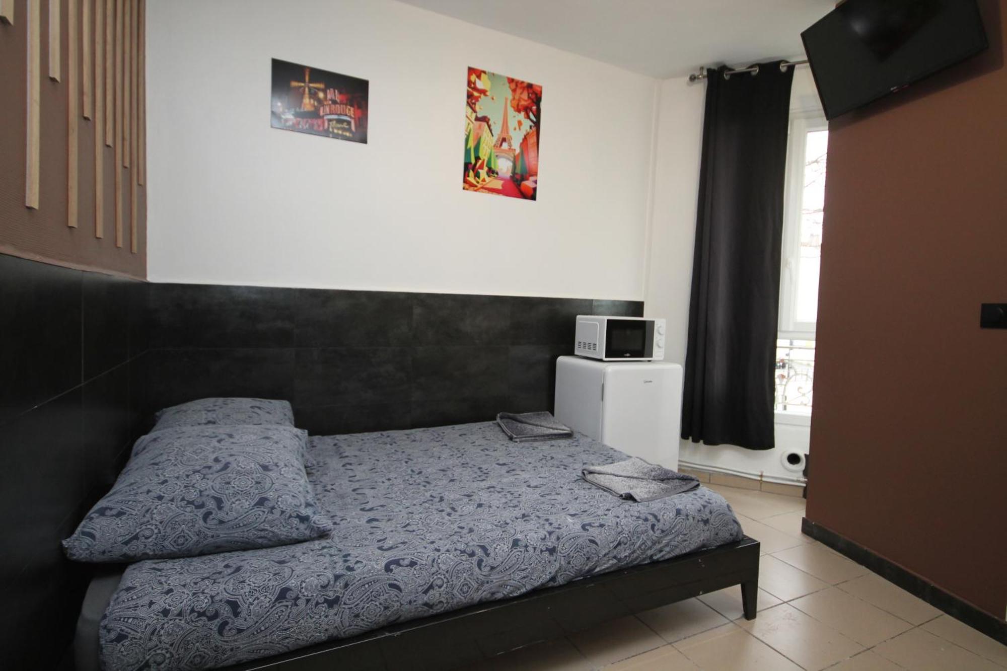 09 - Chambre Proche Paris Et Transports Avec Tv Wifi Saint-Denis  Exterior photo